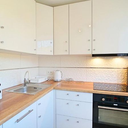 Apartamenty Every Sky Nadrzeczna 14 كارباش المظهر الخارجي الصورة